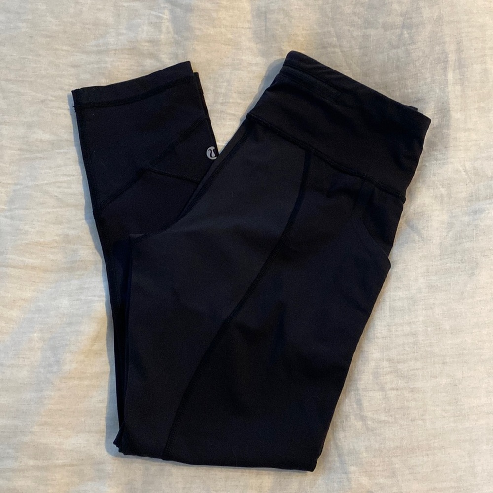 Lululemon pace rival crop